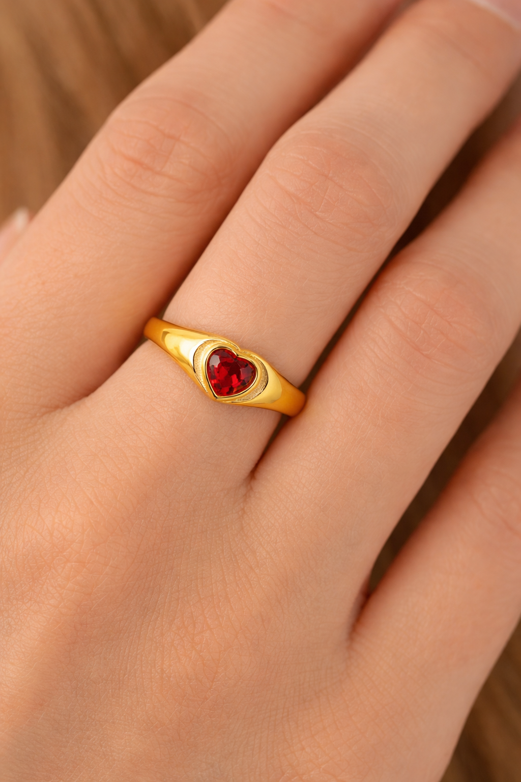 Crimson Heart Signet Ring - Image 2